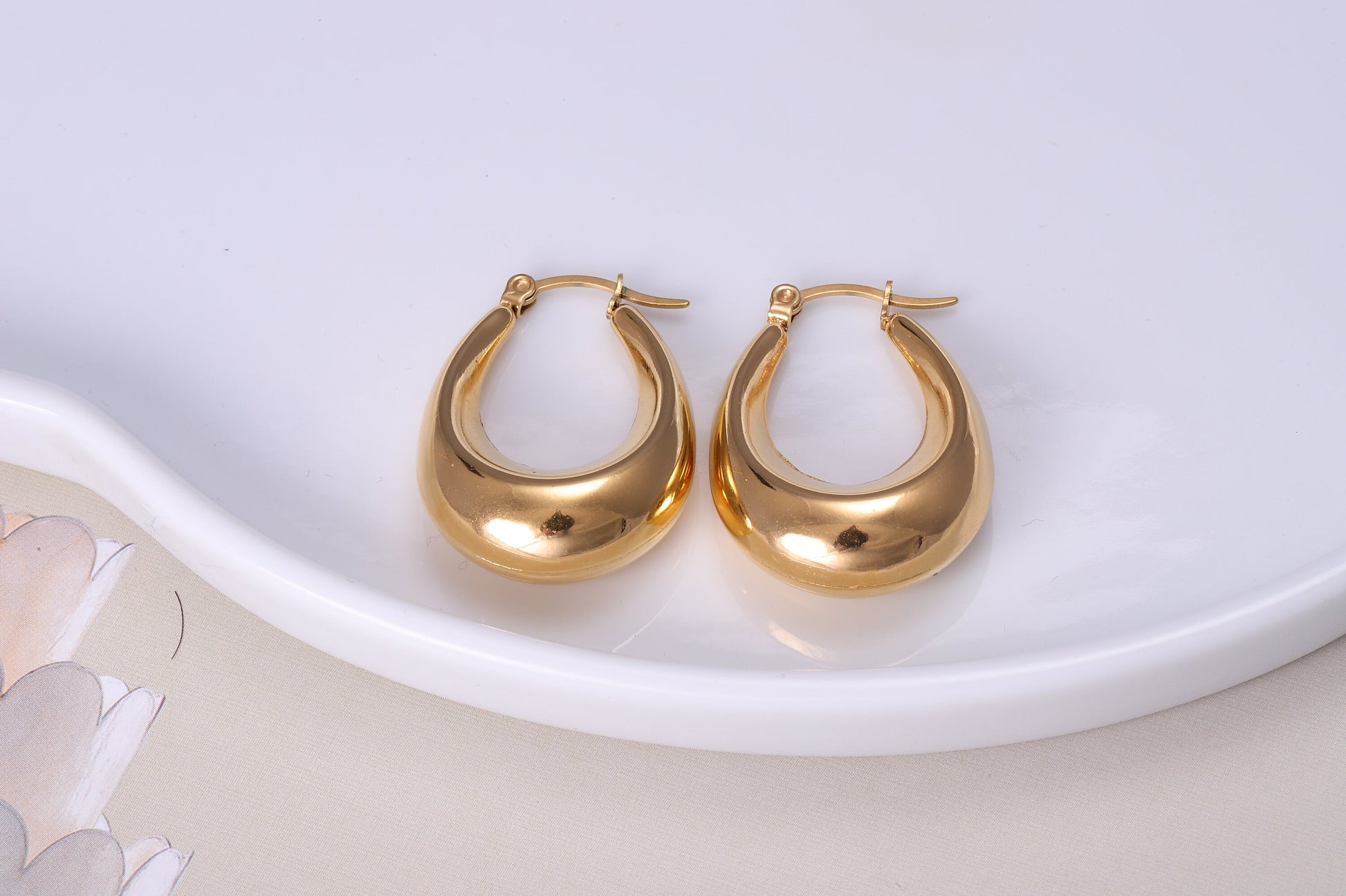 Oval Gold Hoop Earrings, Oval Shaped Chunky Thick Gold Hoop Earrings, Statement Earrings, Wedding Jewellery